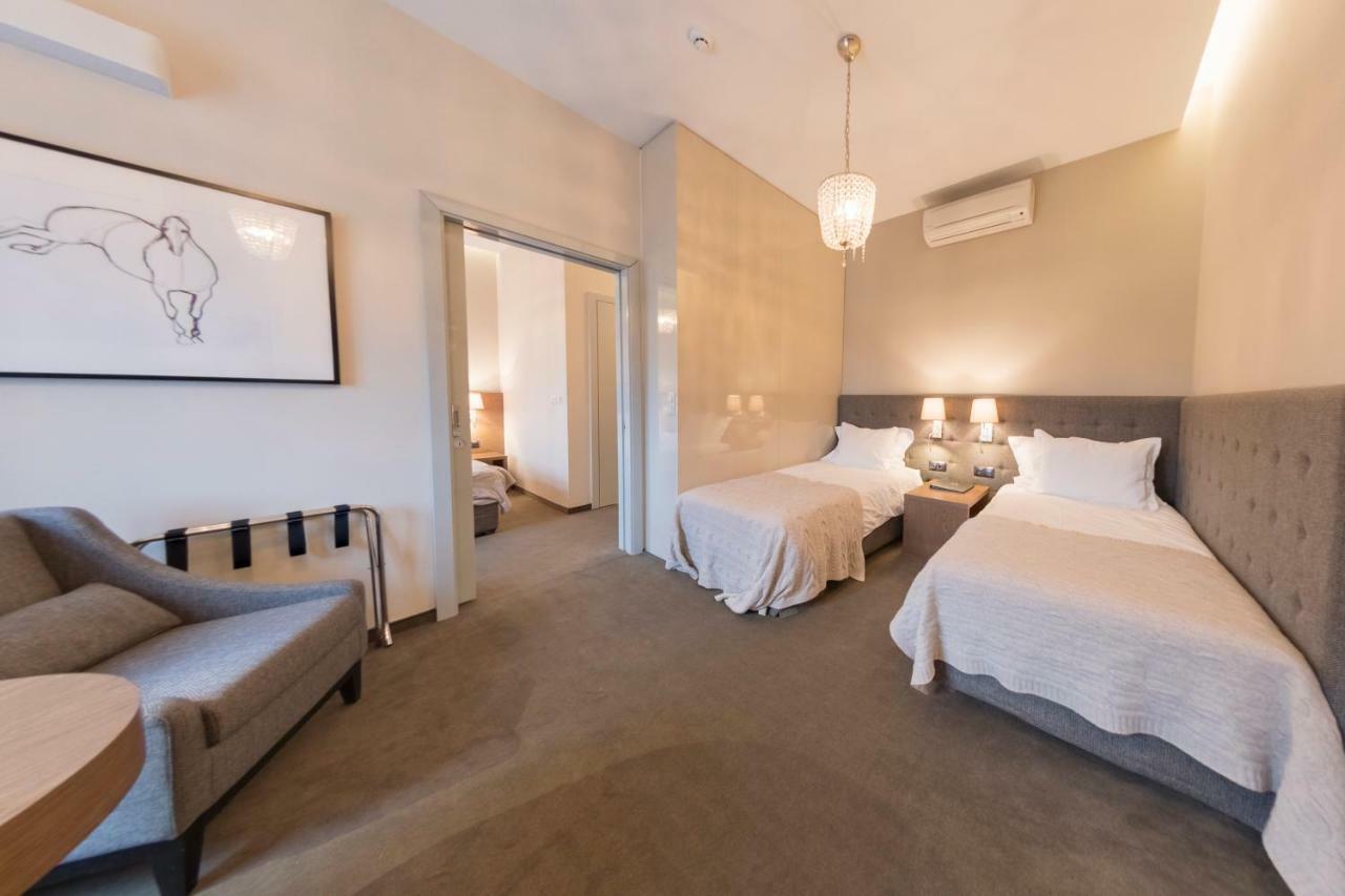Hotel Jakubus Wilkow  외부 사진